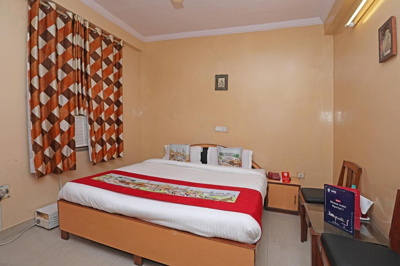 Flagship 10282 Hotel Rishi Jaipur Eksteriør billede