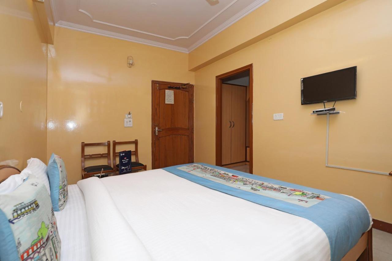 Flagship 10282 Hotel Rishi Jaipur Eksteriør billede