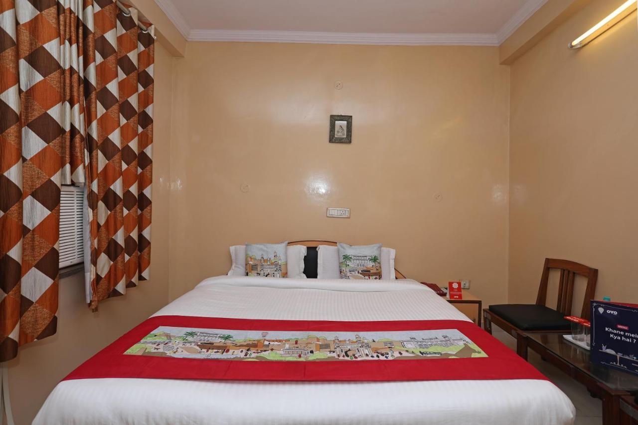 Flagship 10282 Hotel Rishi Jaipur Eksteriør billede